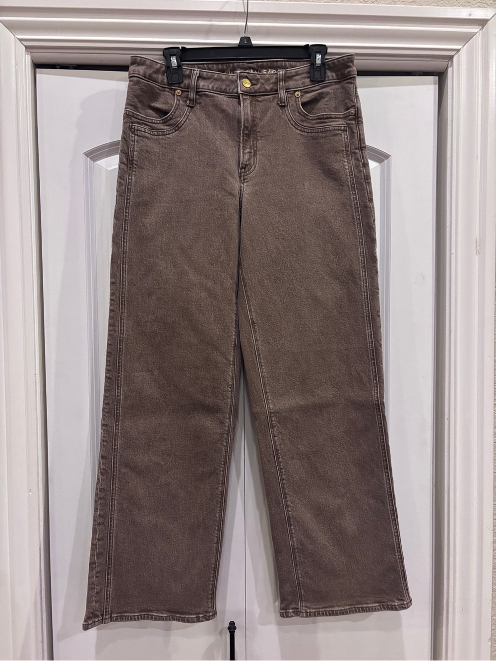 American Eagle Outfitters Straight-Leg Jeans in Brown